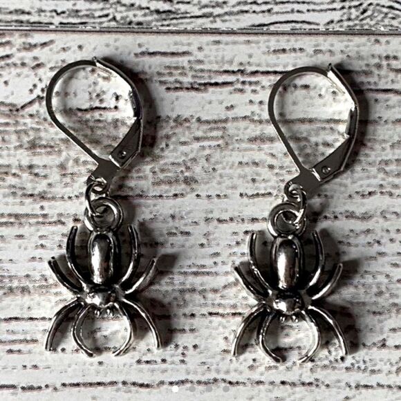 Silver Plated Spider Charm, Nickel Free Small Hoop Earrings, NEW - Picture 2 of 6